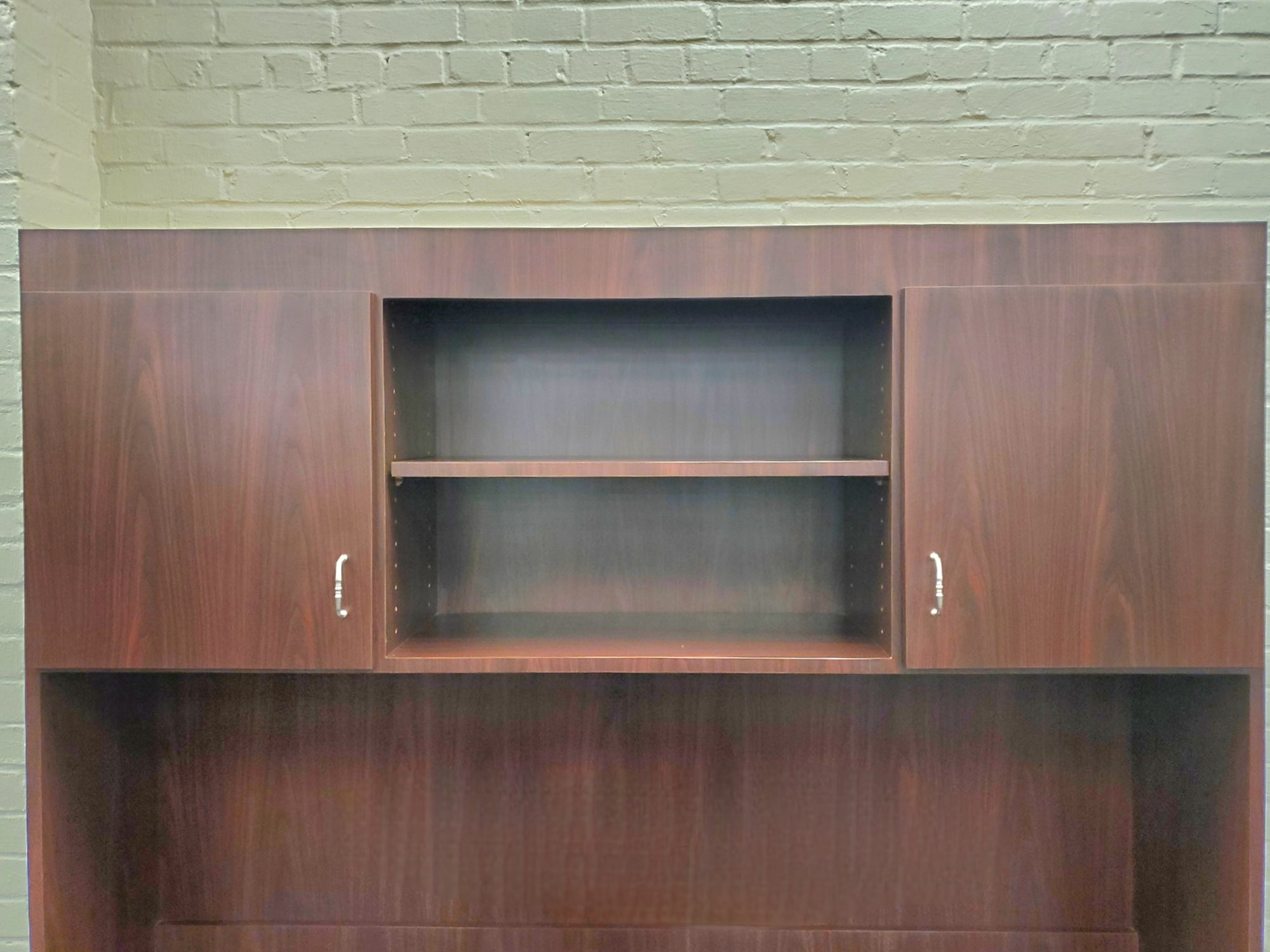 Standard Hutch with Doors Mahogany